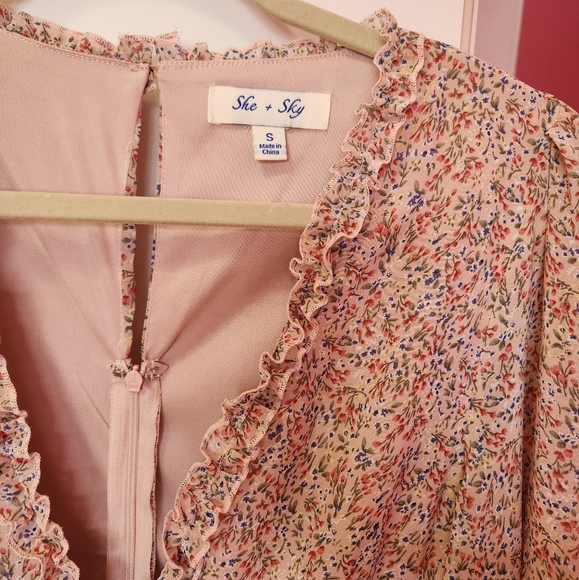 Blush Pink Mini-Dress Ditsy Floral Flowy Small She and Sky - Picture 5 of 12